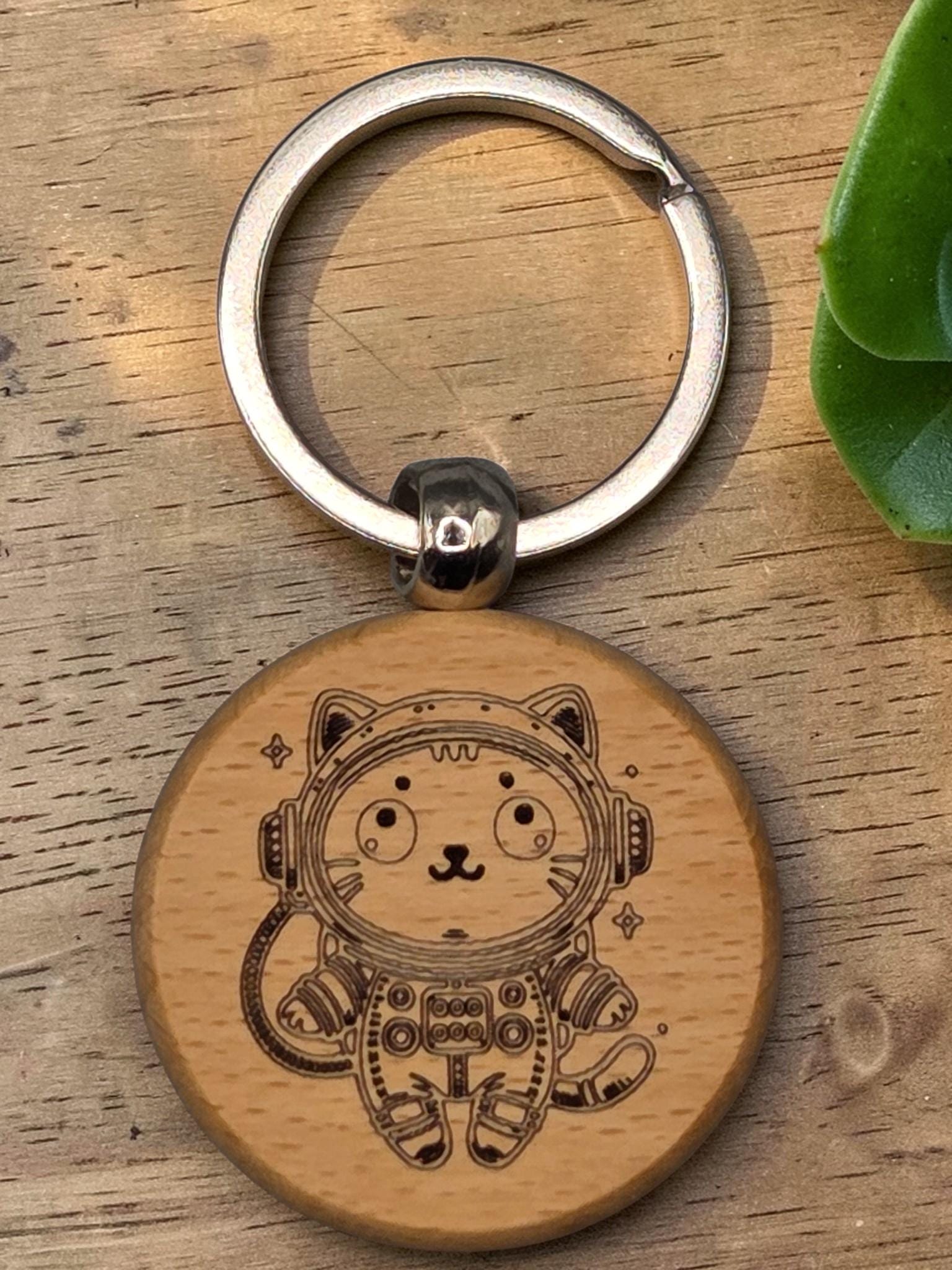 Laser Engraved Wooden Cat Keychain – Kawaii Charm for Cat Lovers