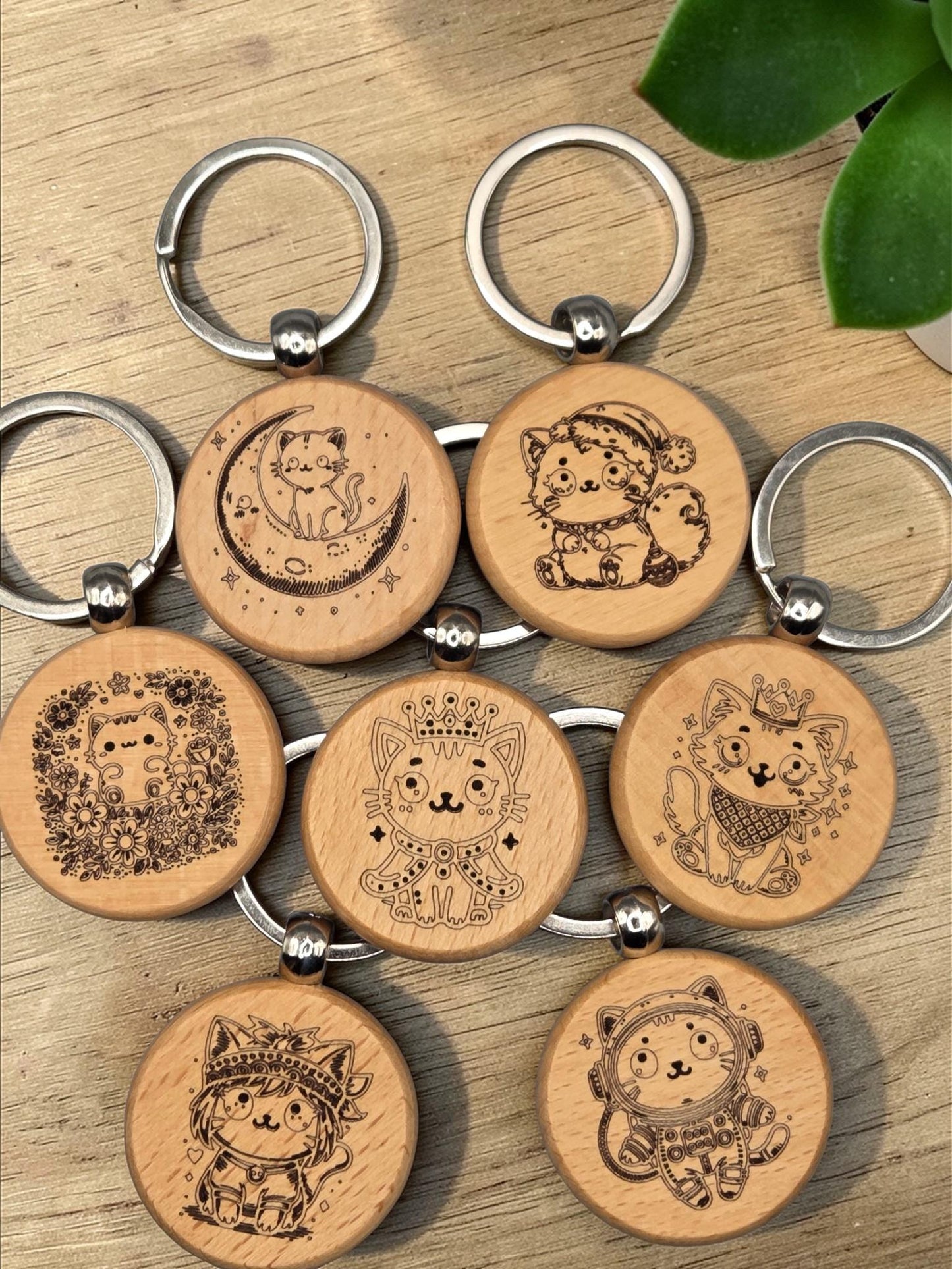 Laser Engraved Wooden Cat Keychain – Kawaii Charm for Cat Lovers